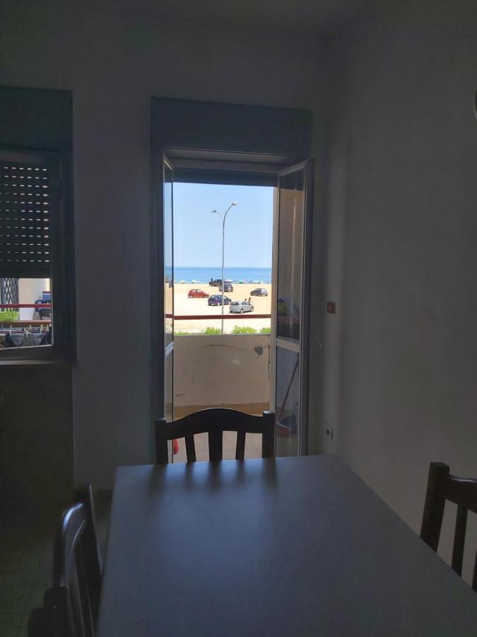 Emilu A Mare Lejlighed Marina di Schiavonea Eksteriør billede